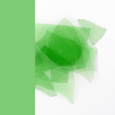 Confetti 0072 transparent light green 300g Confetti 0072 transparent light green 300g
