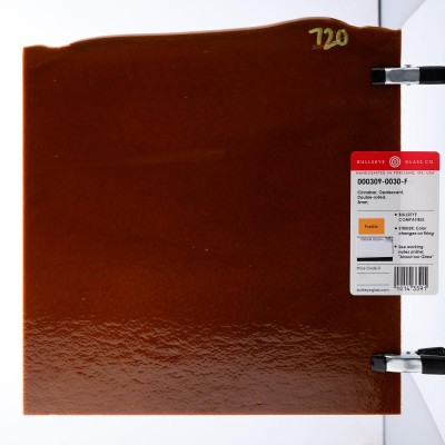 B Opalescent 0309-30 rouge cinabre 20x25cm Striker* B Opalescent 0309-30 rouge cinabre 20x25cm Striker*