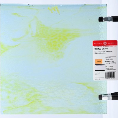 B Transparent 1422-30 vert citron 51x89cm Striker* B Transparent 1422-30 vert citron 51x89cm Striker*